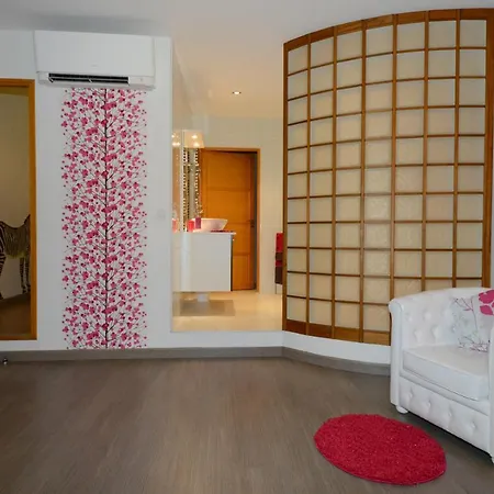 Les Etangs Du Moulin D'harcy Vendégház 4*