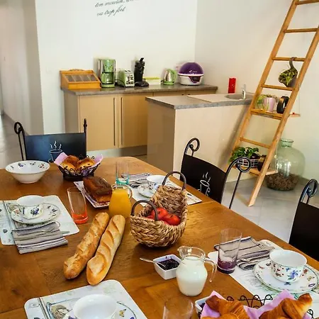 Guest house Les Etangs Du Moulin D'harcy 4*