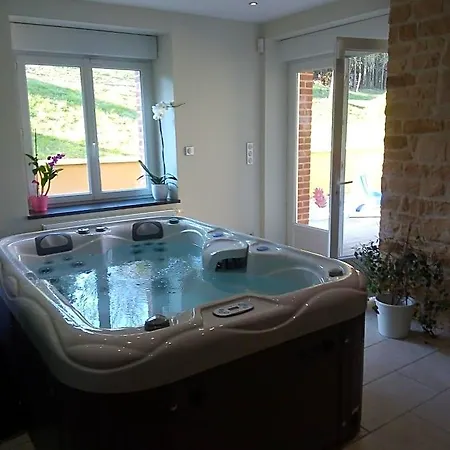 Les Etangs Du Moulin D'harcy 4*